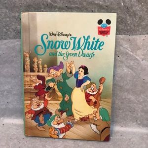 🎉2/15.00🎉 Walt Disney Snow White and the Seven Dwarfs, clean book vintage
